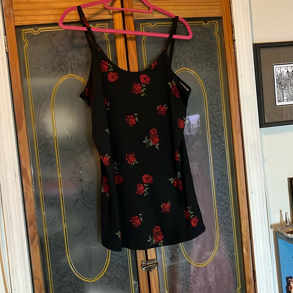 Rose tank top